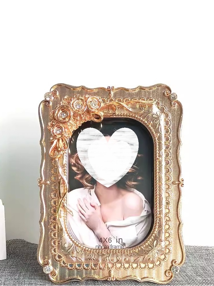 유럽 ​​스타일 패션 골드 사진 프레임, 6인치 무대  - Luxury Lifestyle Photos 리뷰 및 가격